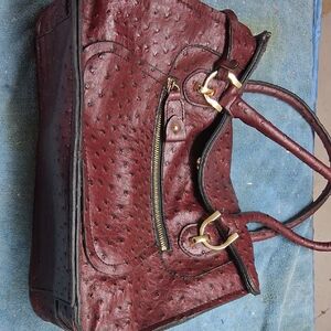 London Fog Burgundy Textured Shoulder Bag